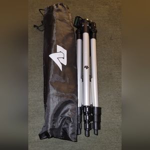 Small tripod for camera